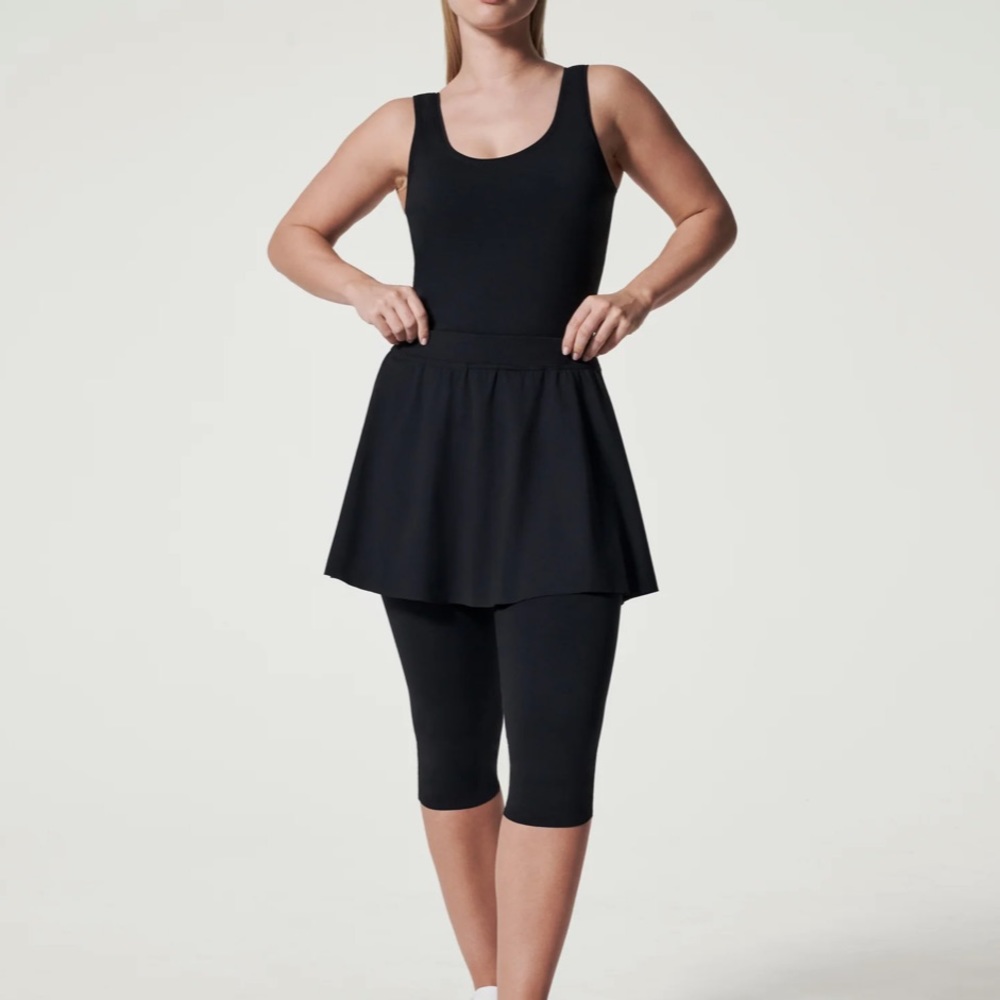 Booty Boost® Active Skirt Around Knee Leggings